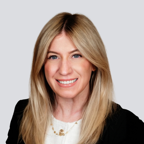 Lauren Greenfield_AQ-full-1