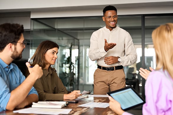 PrecAQ_EHRsolutionsPg_graphics_01_team