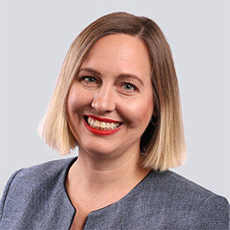 Stephanie Kennedy_AQ_sm