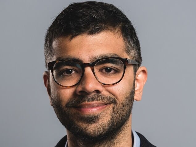 akshit_nayar-07233_headshot2-1